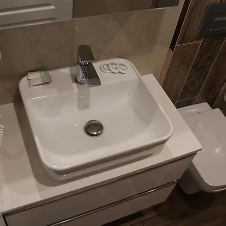 Grand Life Aparthotel *